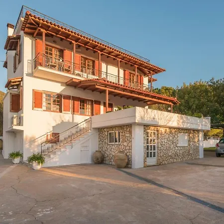 Villalmyros Kalamata